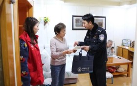 情暖夕阳红  冰城公安上门助老 守护银发幸福晚年